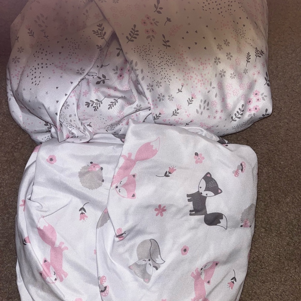 Charming Pink and White Animal Print Bedding Set (2 sheets) brand new never used